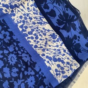 Talbots rectangular Floral Blue and White Scarf